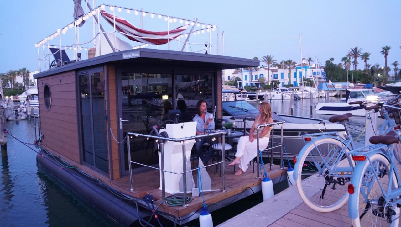 La Maison Bateau Sotogrande Hotel en barco San Roque (Andalucia)