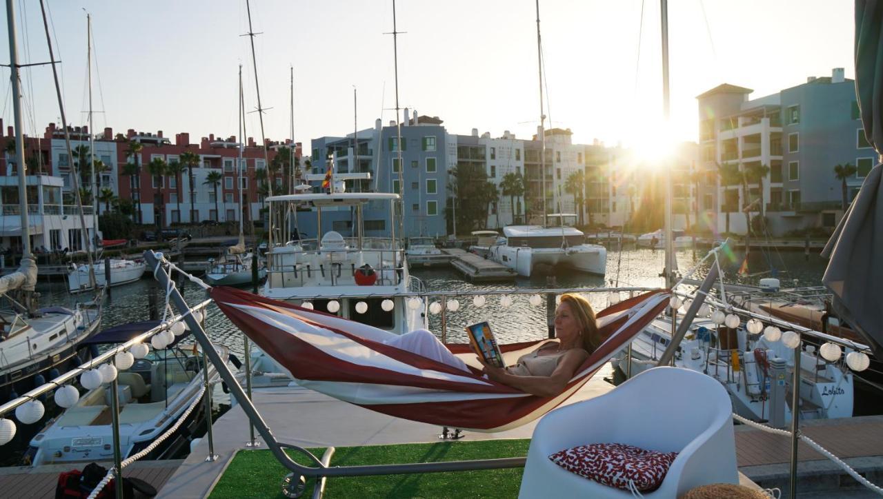 La Maison Bateau Sotogrande *