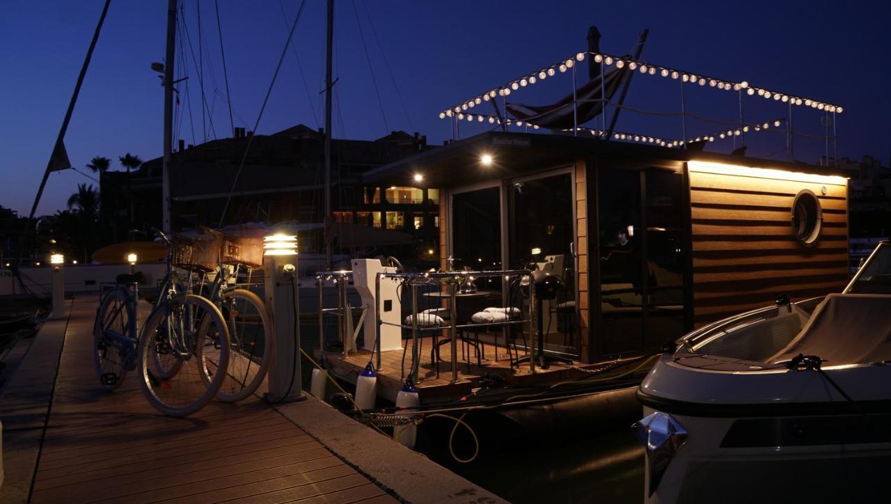 La Maison Bateau Sotogrande Hotel en barco