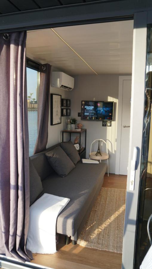 Botel La Maison Bateau Sotogrande San Roque (Andalucia)